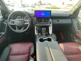 Toyota Land Cruiser VXR Twin Turbo 2025